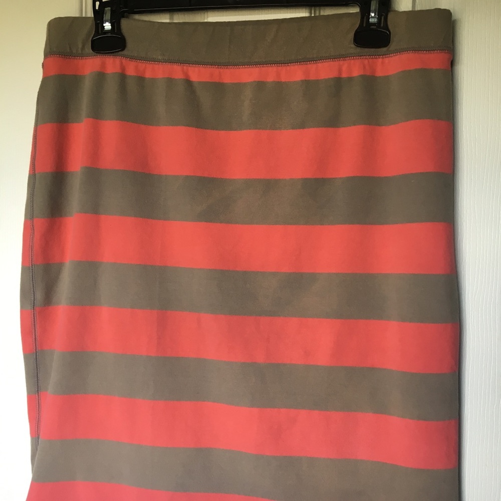 Fitted Skirt!!!